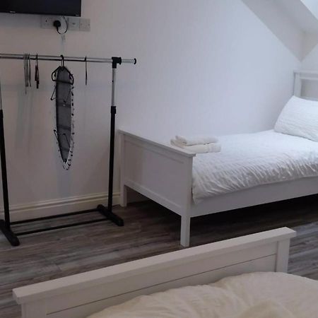 Citybreaks Rooms With Free Parking Liverpool Exterior photo