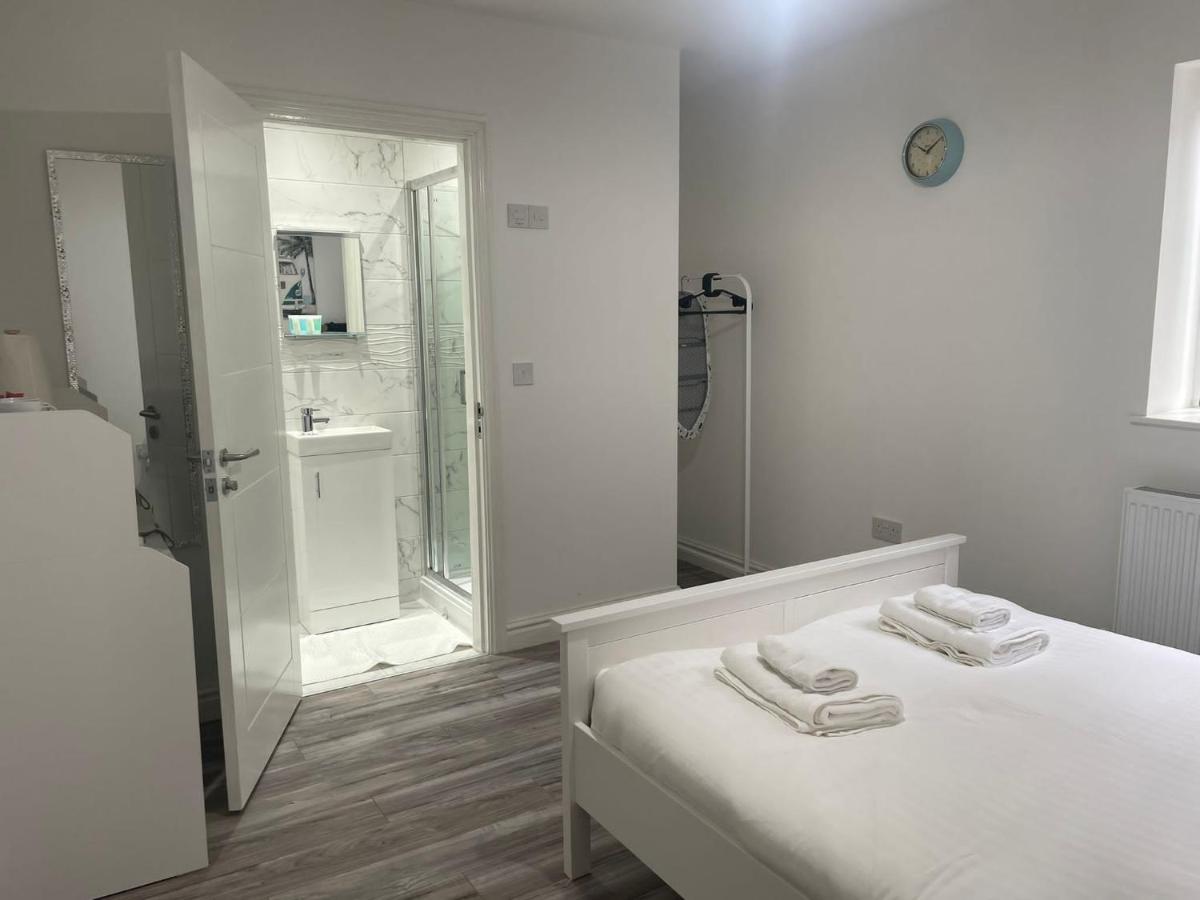Citybreaks Rooms With Free Parking Liverpool Exterior photo