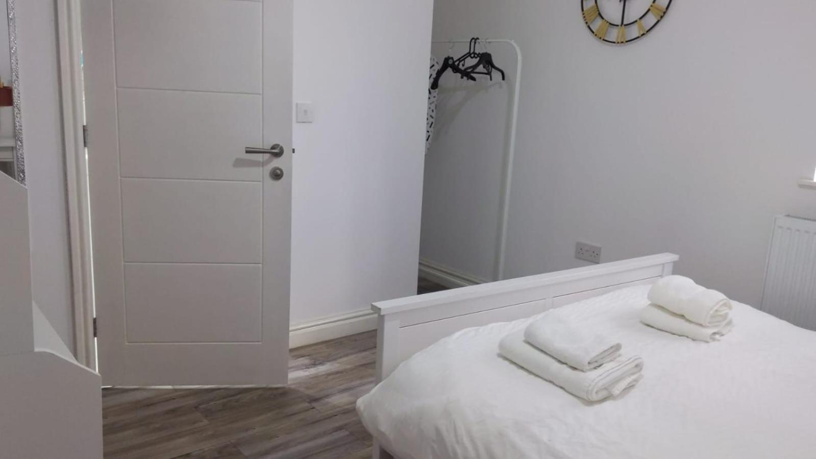 Citybreaks Rooms With Free Parking Liverpool Exterior photo